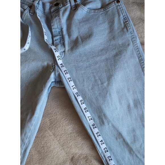 Wrangler jeans 34 x 34, light wash - Picture 4 of 7
